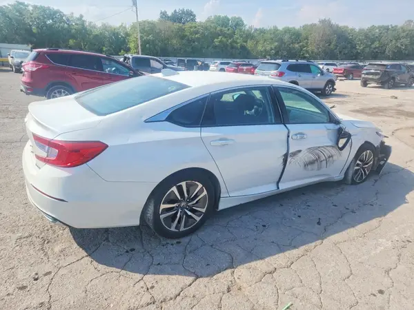 1HGCV3F16KA009753 — 2019 Honda Accord, фото 3 с аукциона Copart, Передняя часть