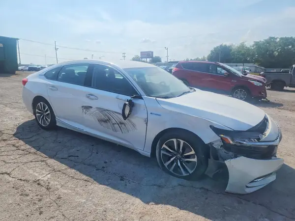 1HGCV3F16KA009753 — 2019 Honda Accord, фото 4 с аукциона Copart, Передняя часть