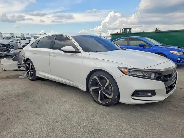1HGCV1F32KA168176 — 2019 Honda Accord, фото 4 с аукциона Copart, Задняя часть