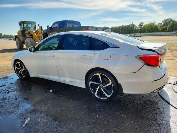1HGCV1F38KA117717 — 2019 Honda Accord, фото 2 с аукциона Copart 08.10.2026, Задняя часть