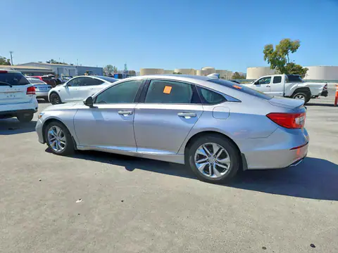 1HGCV1F19LA120450 — 2020 Honda Accord, фото 2 с аукциона Copart 14.10.2026, Пожар