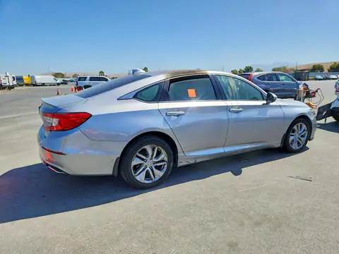1HGCV1F19LA120450 — 2020 Honda Accord, фото 3 с аукциона Copart 14.10.2026, Пожар