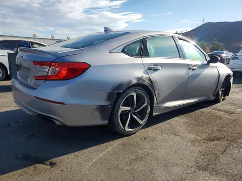 2020 Honda Accord VIN 1HGCV1F32LA110635 фото 3