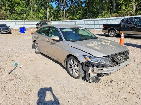 1HGCV1F10LA070876 — 2020 Honda Accord, фото 4 с аукциона Copart, Передняя часть