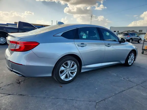 1HGCV1F11LA070854 — 2020 Honda Accord, фото 3 с аукциона Copart, Боковая часть
