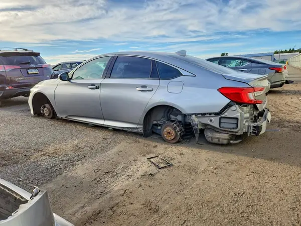 1HGCV1F36LA095783 — 2020 Honda Accord, фото 2 с аукциона Copart 02.10.2026, Задняя часть