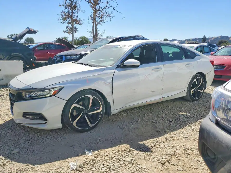 1HGCV1F31LA081225 Honda Accord 2020 — повреждение Передняя часть, фото до ремонта