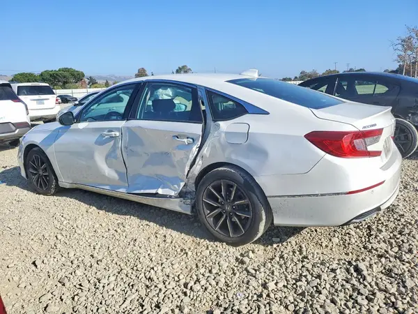 1HGCV1F59MA118007 — 2021 Honda Accord, фото 2 с аукциона Copart 13.10.2026, Боковая часть