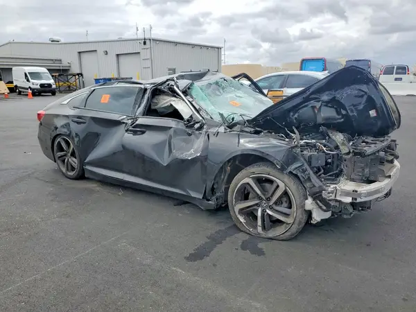 1HGCV1F39MA106874 — 2021 Honda Accord, фото 4 с аукциона Copart, Опрокидывание