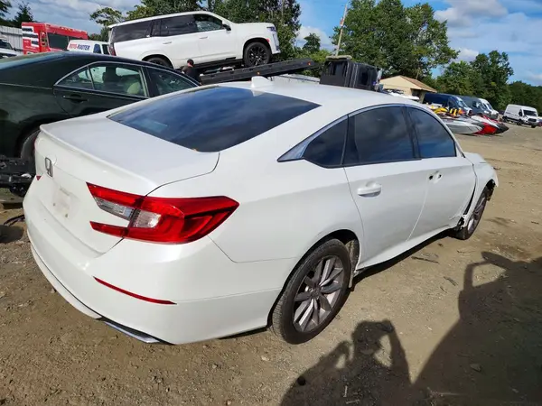 1HGCV1F12MA041803 — 2021 Honda Accord, фото 3 с аукциона Copart 14.10.2026, Передняя часть