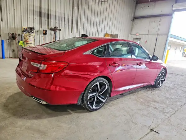 1HGCV1F34MA067126 — 2021 Honda Accord, фото 3 с аукциона Copart, Боковая часть
