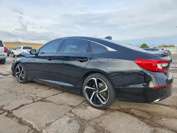 1HGCV1F41MA028745 — 2021 Honda Accord, фото 2 с аукциона Copart, Передняя часть
