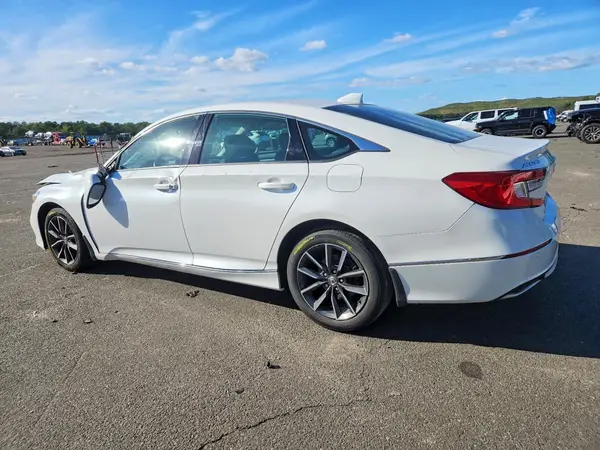 1HGCV1F56MA121575 — 2021 Honda Accord, фото 2 с аукциона Copart 05.10.2026, Передняя часть