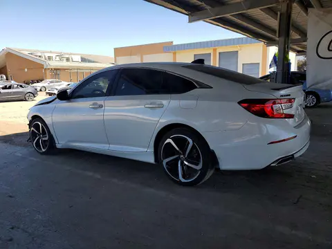2022 Honda Accord VIN 1HGCV1F3XNA106643 фото 2