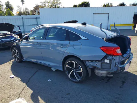 2022 Honda Accord VIN 1HGCV2F33NA017700 фото 2