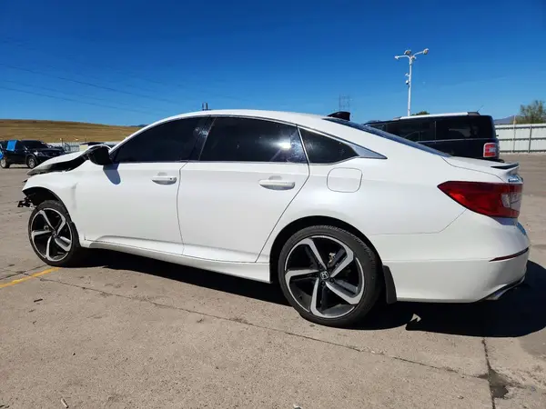 1HGCV1F33NA110002 — 2022 Honda Accord, фото 2 с аукциона Copart, Передняя часть
