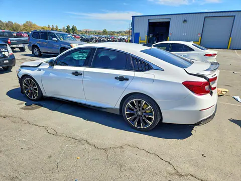 2022 Honda Accord VIN 1HGCV2F36NA023913 фото 2