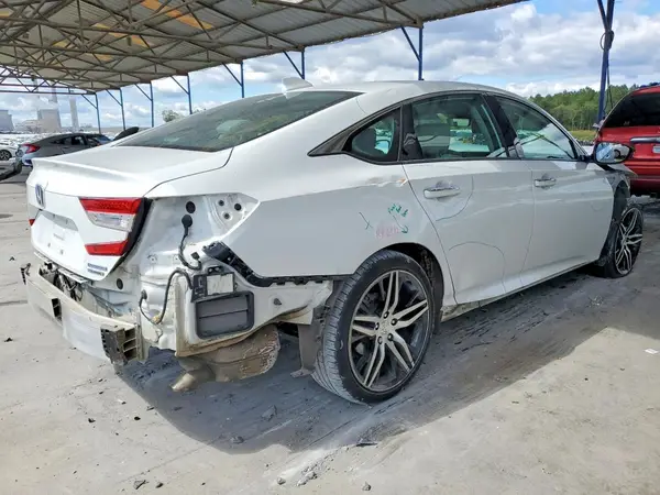 1HGCV3F97NA018228 — 2022 Honda Accord, фото 3 с аукциона Copart, Передняя часть
