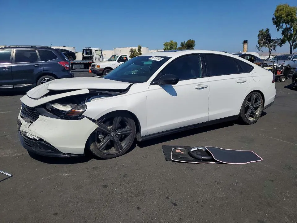 2023 Honda Accord VIN 1HGCY2F71PA025162 фото 1