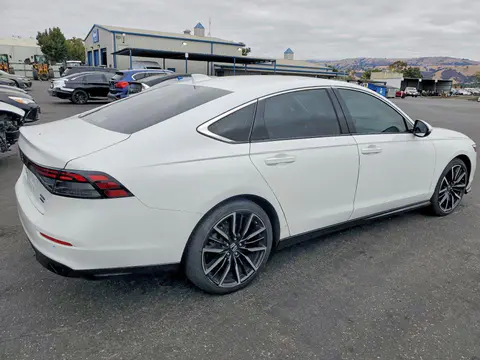 2023 Honda Accord VIN 1HGCY2F83PA019033 фото 3