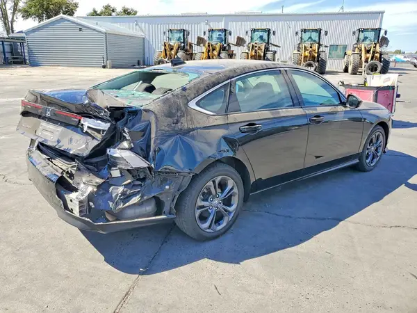 1HGCY1F38PA037915 — 2023 Honda Accord, фото 3 с аукциона Copart, Задняя часть