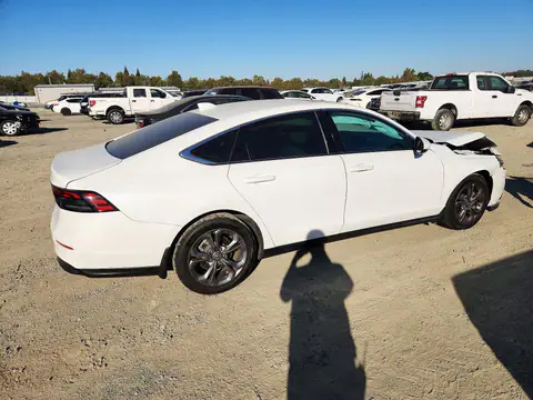 2023 Honda Accord VIN 1HGCY1F39PA045876 фото 3