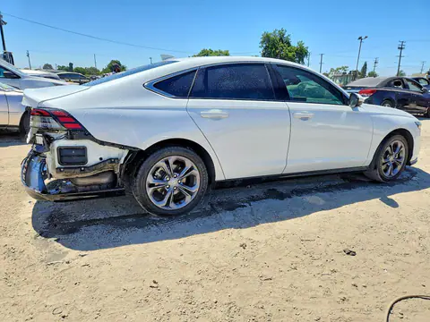 2024 Honda Accord VIN 1HGCY2F6XRA090635 фото 3