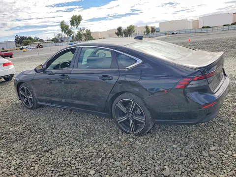 2024 Honda Accord VIN 1HGCY2F5XRA072207 фото 2