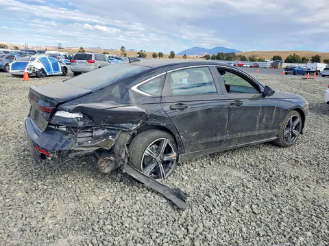 2024 Honda Accord VIN 1HGCY2F5XRA072207 фото 3