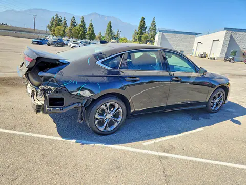 2024 Honda Accord VIN 1HGCY2F63RA047464 фото 3