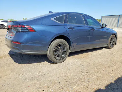 2024 Honda Accord VIN 1HGCY1F37RA029355 фото 3