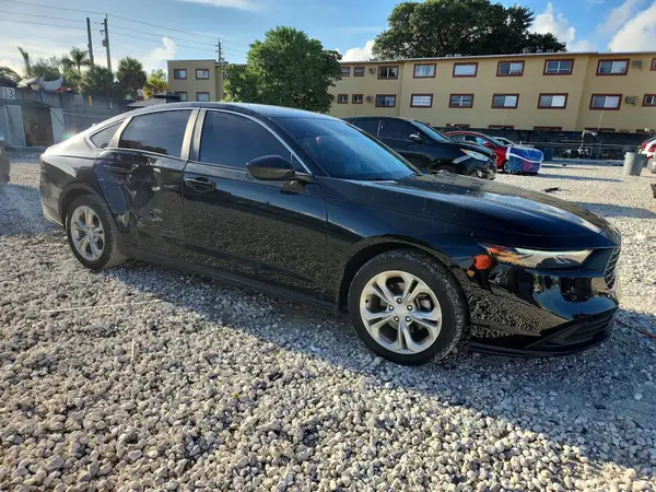 1HGCY1F27RA060273 — 2024 Honda Accord, фото 4 с аукциона Copart, Боковая часть
