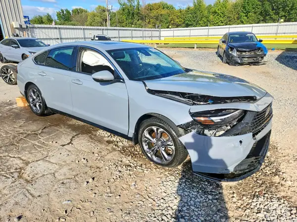 1HGCY2F64RA039812 — 2024 Honda Accord, фото 4 с аукциона Copart, Передняя часть