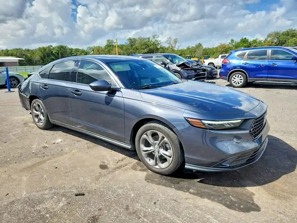 1HGCY1F38RA074904 — 2024 Honda Accord, фото 4 с аукциона Copart, Задняя часть