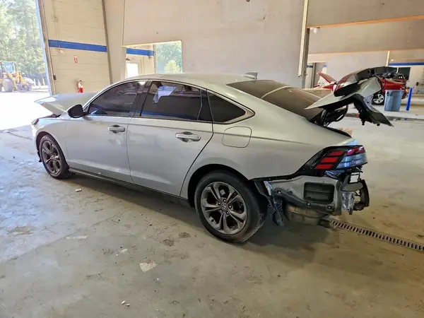 1HGCY1F32RA013807 — 2024 Honda Accord, фото 2 с аукциона Copart, Задняя часть