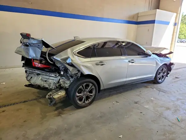 1HGCY1F32RA013807 — 2024 Honda Accord, фото 3 с аукциона Copart, Задняя часть