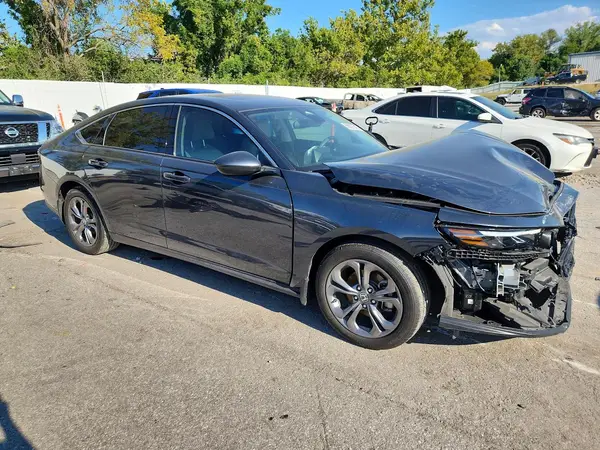 1HGCY1F38RA053647 — 2024 Honda Accord, фото 4 с аукциона Copart, Передняя часть