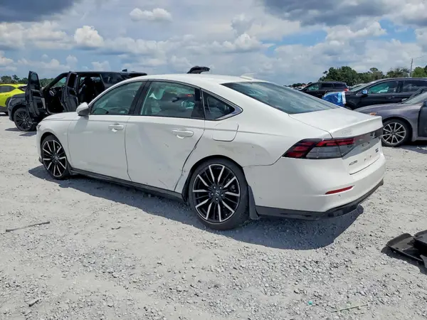 1HGCY2F80RA038402 — 2024 Honda Accord, фото 2 с аукциона Copart, Боковая часть