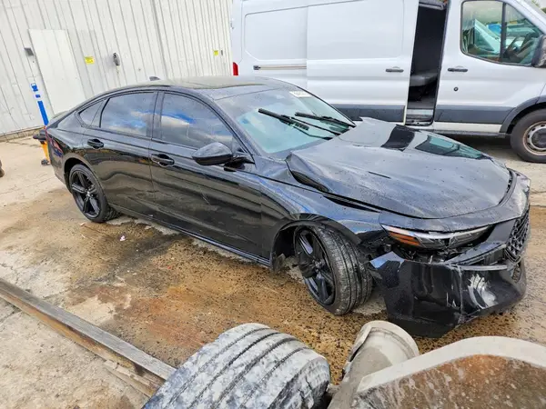 1HGCY2F79RA044352 — 2024 Honda Accord, фото 4 с аукциона Copart, Боковая часть