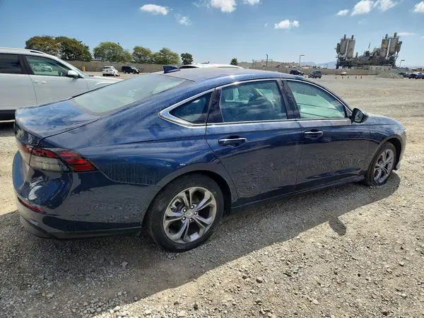 1HGCY1F35RA050060 — 2024 Honda Accord, фото 3 с аукциона Copart, Вандализм