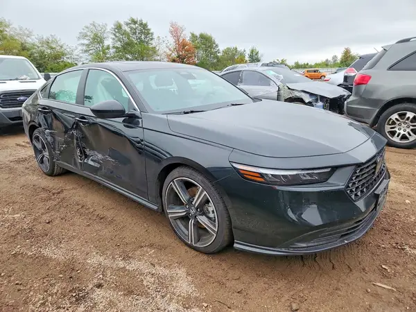 1HGCY2F56RA002168 — 2024 Honda Accord, фото 4 с аукциона Copart, Боковая часть