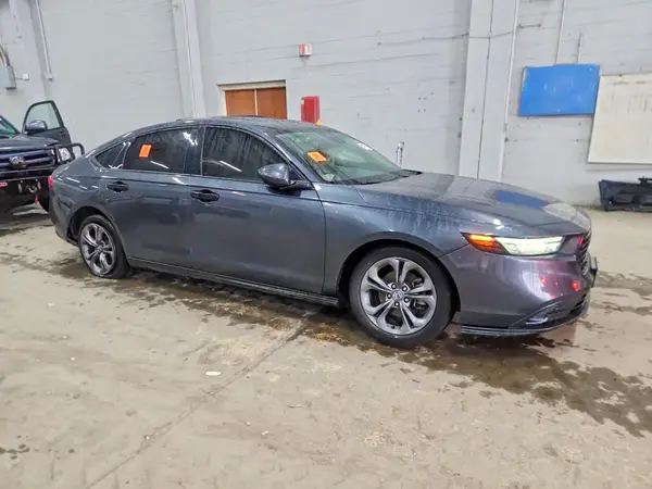 1HGCY1F33RA063714 — 2024 Honda Accord, фото 4 с аукциона Copart, Боковая часть