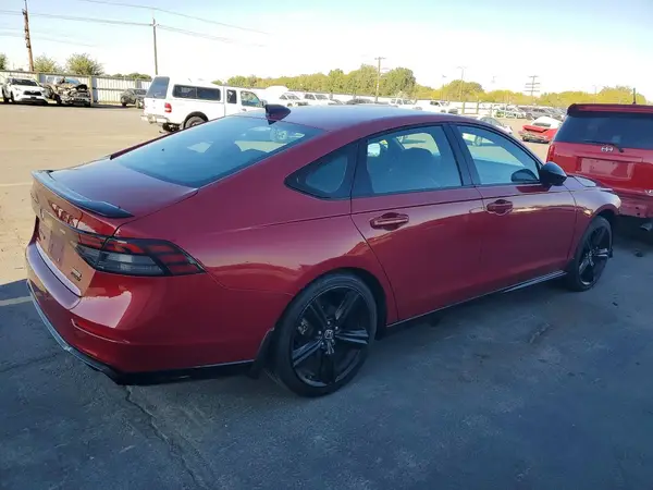 1HGCY2F73RA056948 — 2024 Honda Accord, фото 3 с аукциона Copart 04.10.2026, Передняя часть