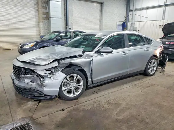 1HGCY1F25RA038434 — 2024 Honda Accord, Передняя часть (Front End), фото до ремонта