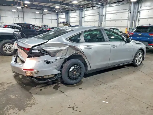 1HGCY1F25RA038434 — 2024 Honda Accord, фото 3 с аукциона Copart, Передняя часть