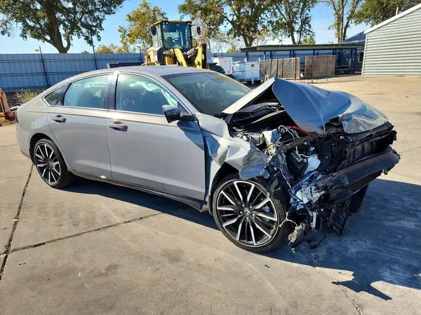 1HGCY2F83RA090946 — 2024 Honda Accord, фото 4 с аукциона Copart, Передняя часть