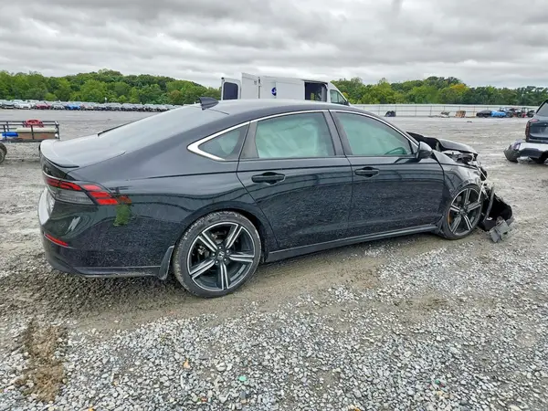 1HGCY2F53RA003679 — 2024 Honda Accord, фото 3 с аукциона Copart, Передняя часть