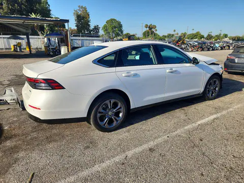 2025 Honda Accord VIN 1HGCY2F63SA072354 фото 3