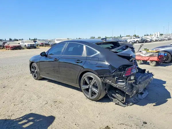 1HGCY2F59SA097816 — 2025 Honda Accord, фото 2 с аукциона Copart 29.09.2026, Задняя часть