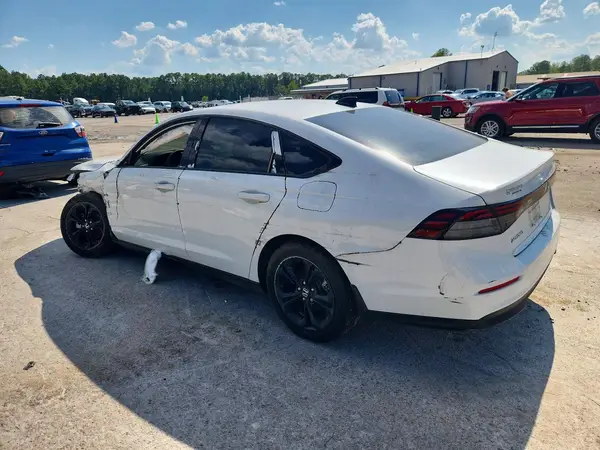 1HGCY1F48SA011851 — 2025 Honda Accord, фото 2 с аукциона Copart, Передняя часть